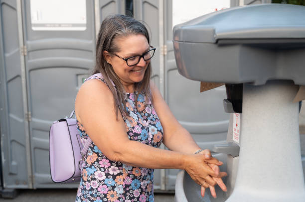 Best Porta potty delivery and setup  in South Venice, FL